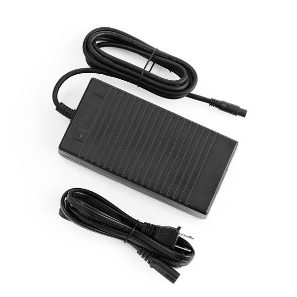 SUPER73_FS-C0003_Battery-Charger-54.6V-2A_02
