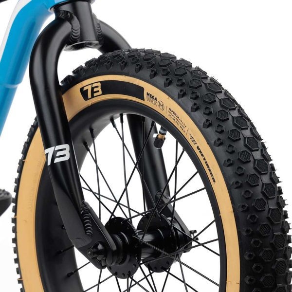SUPER73_K1D_HexTire_155-00015_01_1080x1080_2eaecc96-2ec3-4db7-807e-f85e76f4e30a