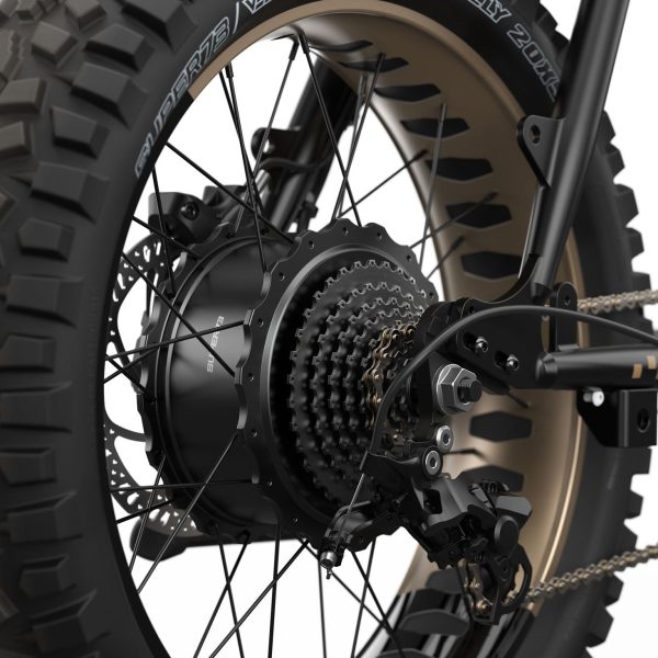 SUPER73_MY24_ZAdventure_SE_Bandit_Detail3_Tire_d38cc441-99a2-4b8e-aefd-eff21874aec8