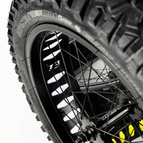 Super73_FS-C0450_WhiteWheelLiner_2