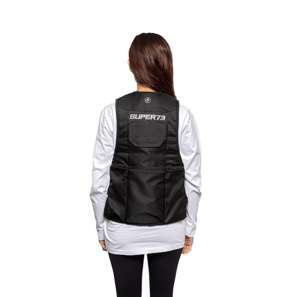 Super73_MuleTacticalHydrationVest_Black_05