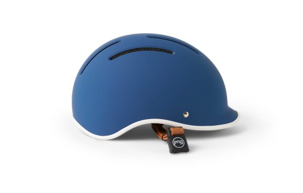 ThsdJR-helmet-blazingblue-1_014460d7-5f61-4266-9192-3e96a69e48a6