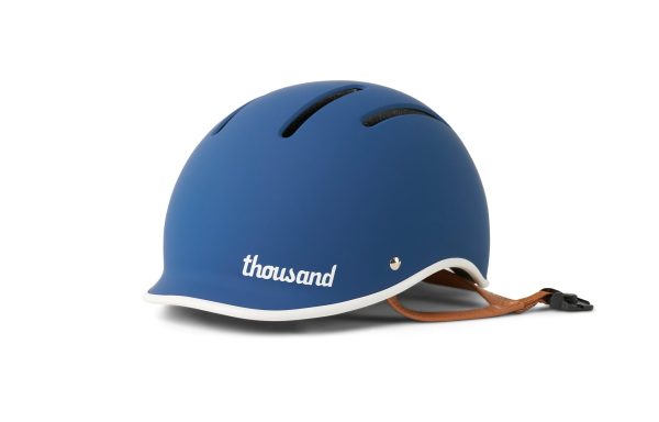 ThsdJR-helmet-blazingblue-2_fd741d79-e782-4478-879b-1c401513a5a1