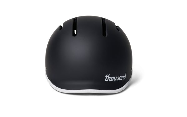 ThsdJR-helmet-carbonblack-3_147331fc-cdcf-4bb7-a1c5-3a1c1e4e4a91