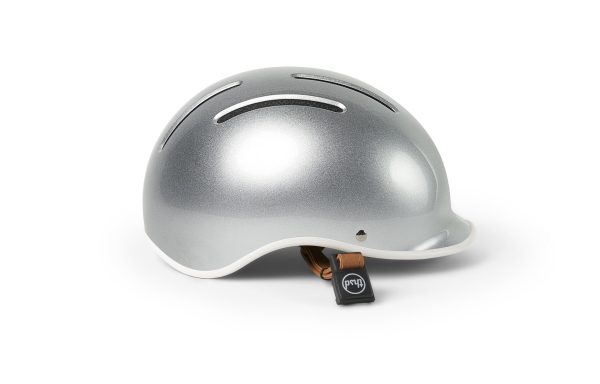 ThsdJR-helmet-sosilver-1_22c51fa0-bc43-4450-8343-6261071267ab