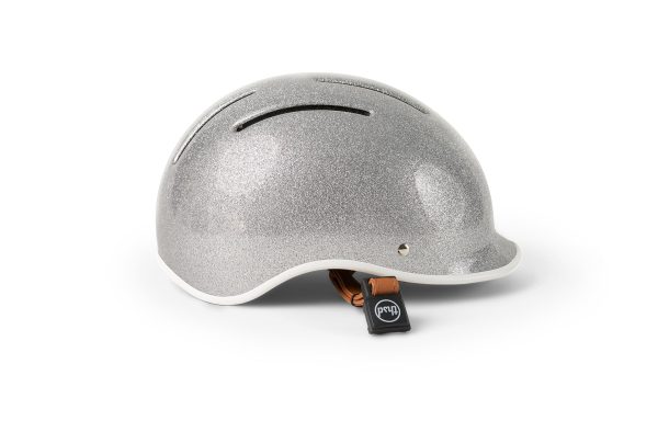 ThsdJR-helmet-standoutsparkle-1_c1fc34b6-5ac6-48d3-ba40-122e1130c681